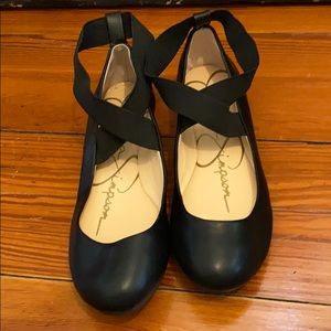 Jessica Simpson black flats